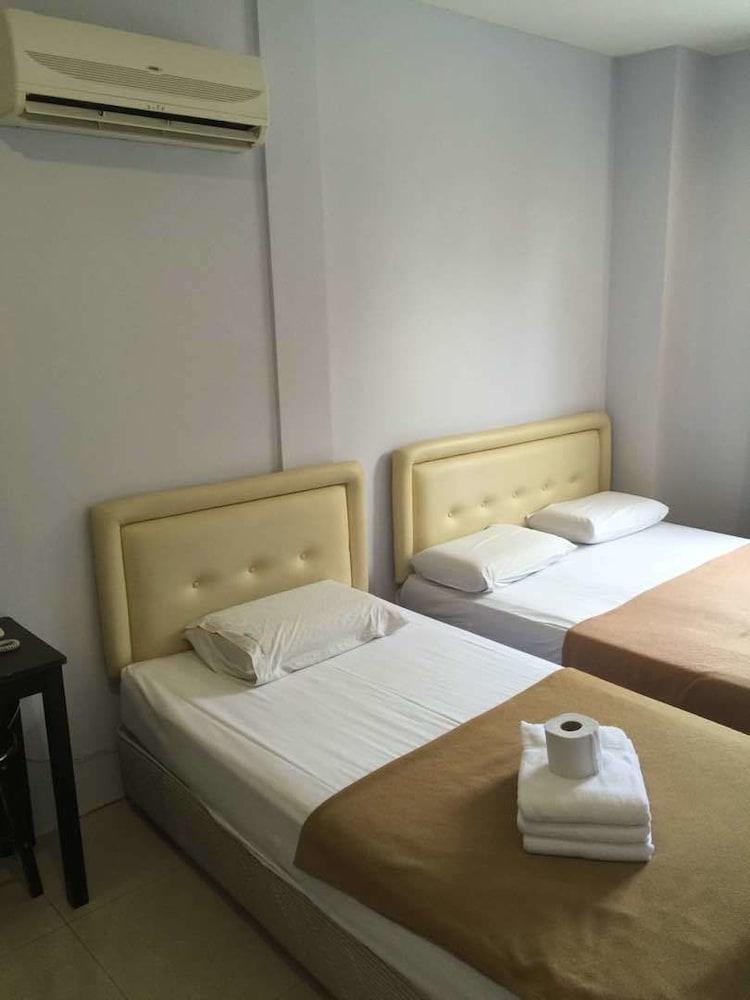 Rafayeh Hotel Seremban Esterno foto