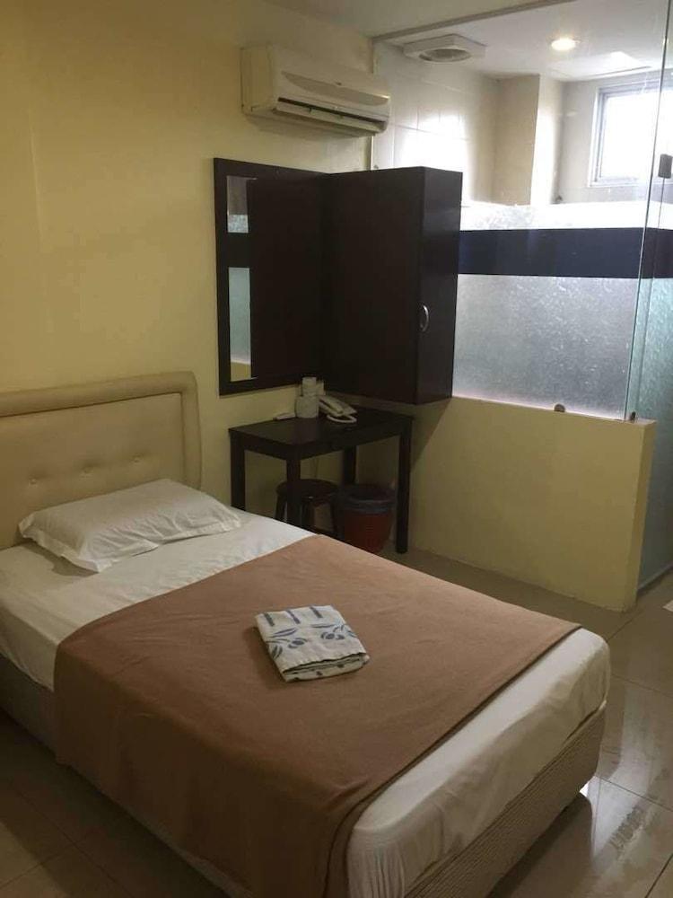 Rafayeh Hotel Seremban Esterno foto