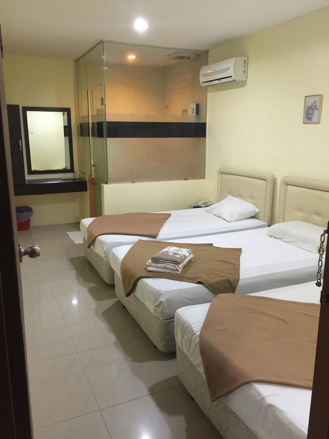Rafayeh Hotel Seremban Esterno foto